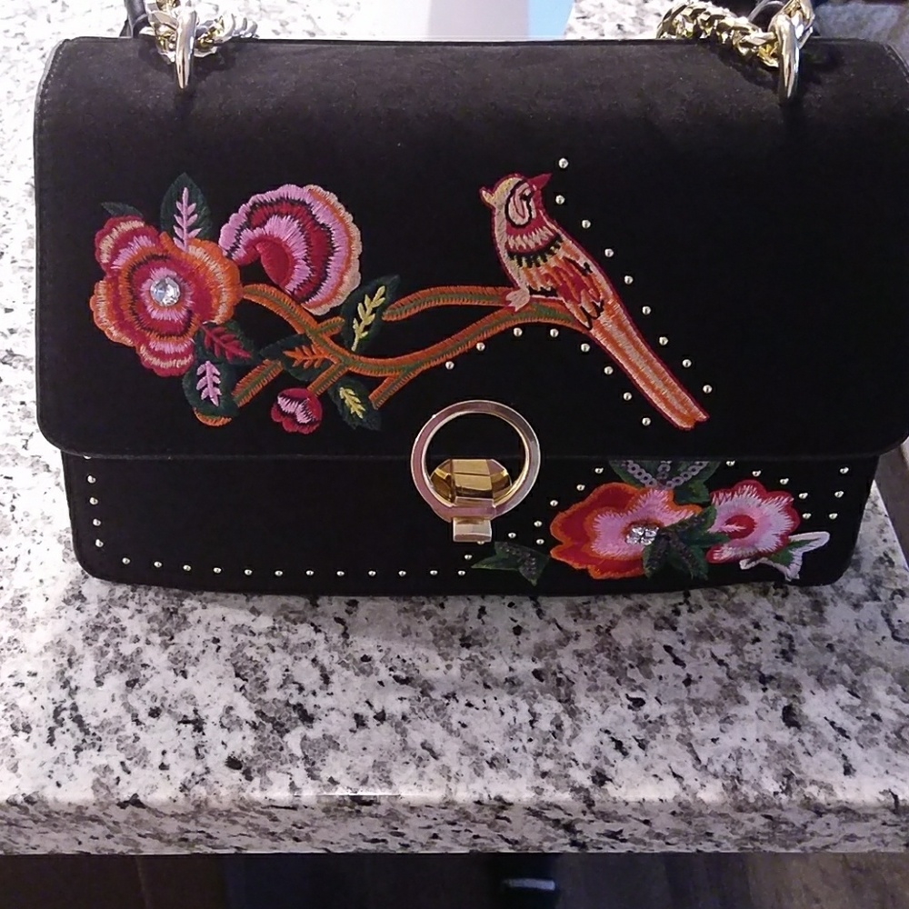 👛